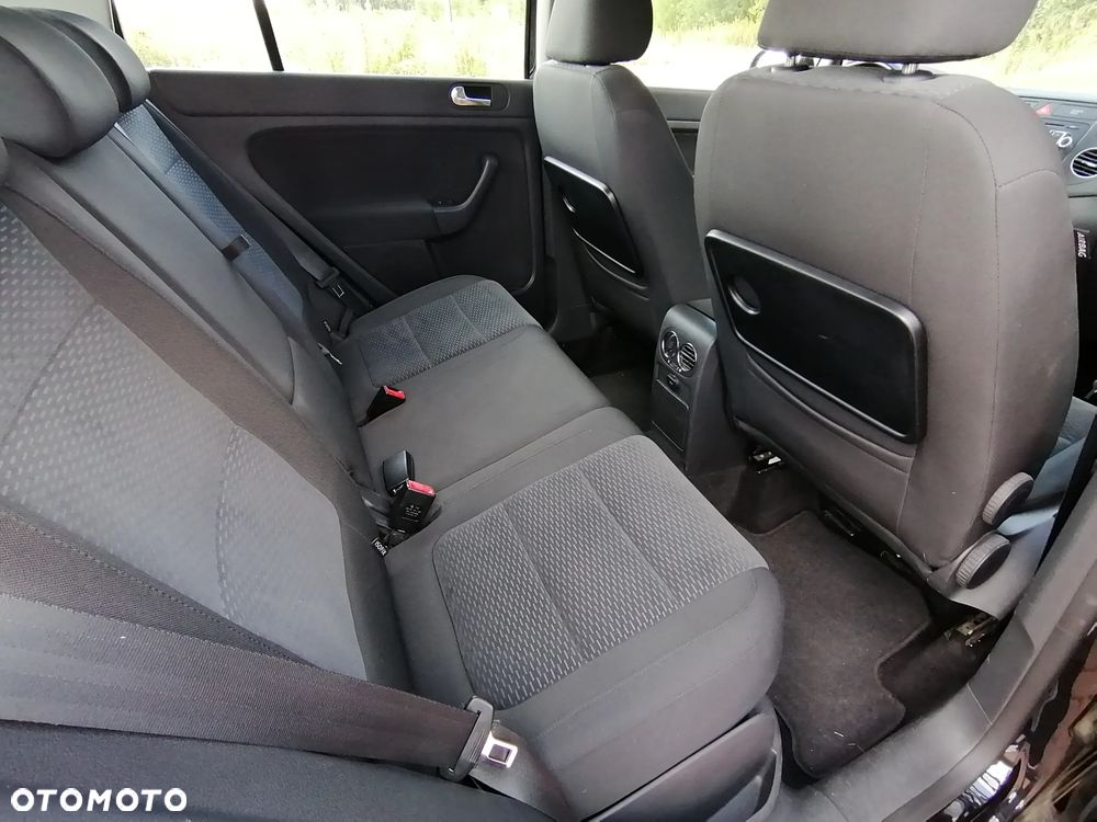 Volkswagen Golf Plus 1.6 DSG Comfortline - 23