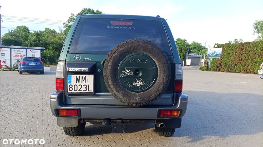 Toyota Land Cruiser - 7