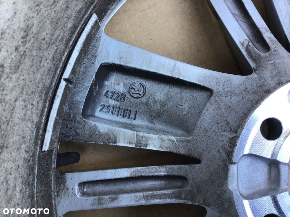 Felga Aluminiowa 1szt Skoda Karoq 7Jx17 et45 5x112 - 2