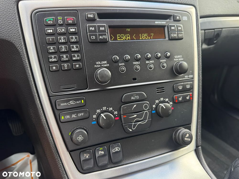 Volvo V70 2.4 Premium - 19