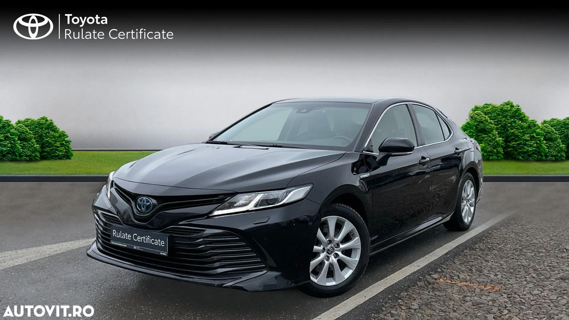 Toyota Camry 2.5 Hybrid Business - 1