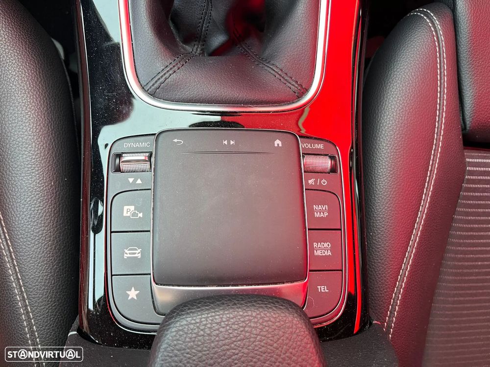 Mercedes-Benz CLA 180 d Shooting Brake - 27