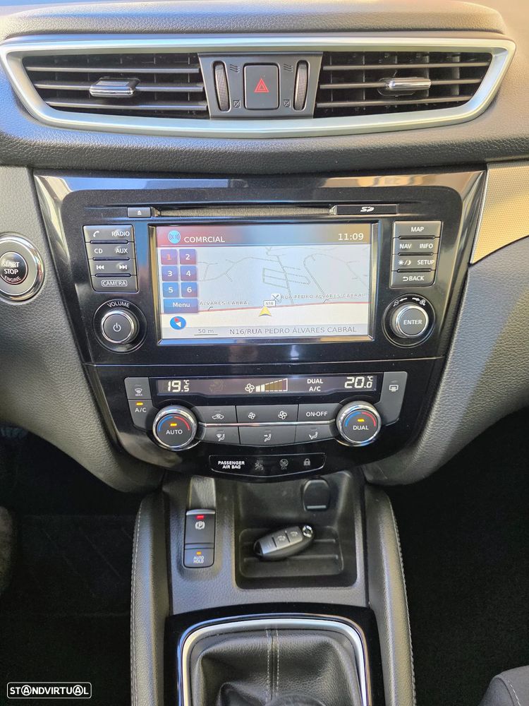 Nissan Qashqai 1.5 dCi N-Connecta Led - 40
