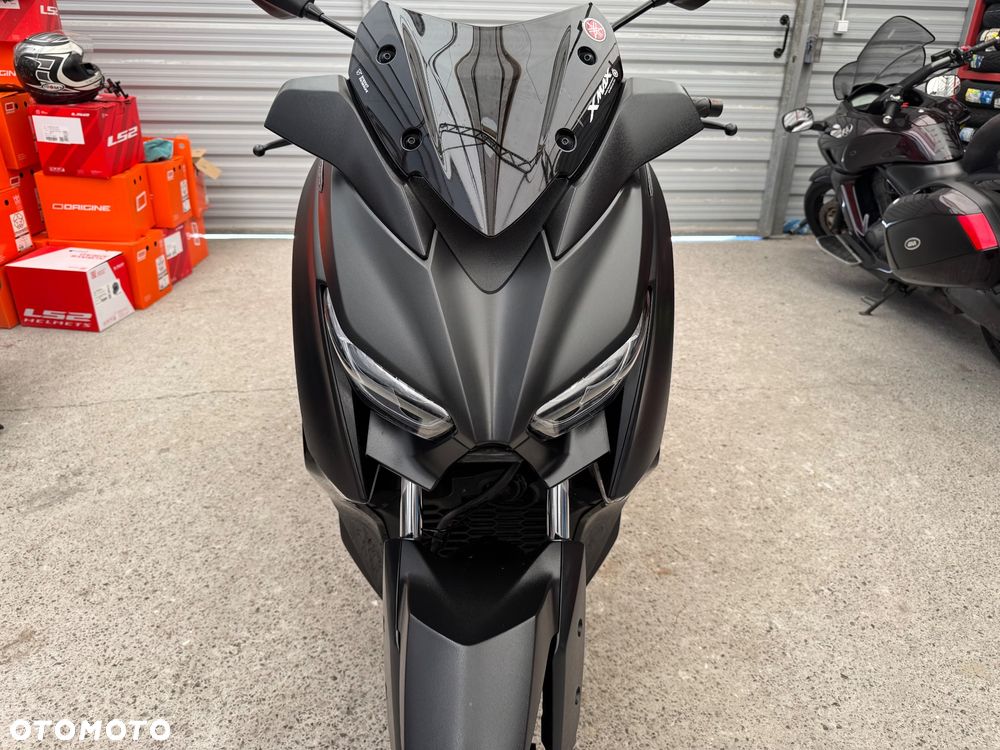 Yamaha X-max - 16