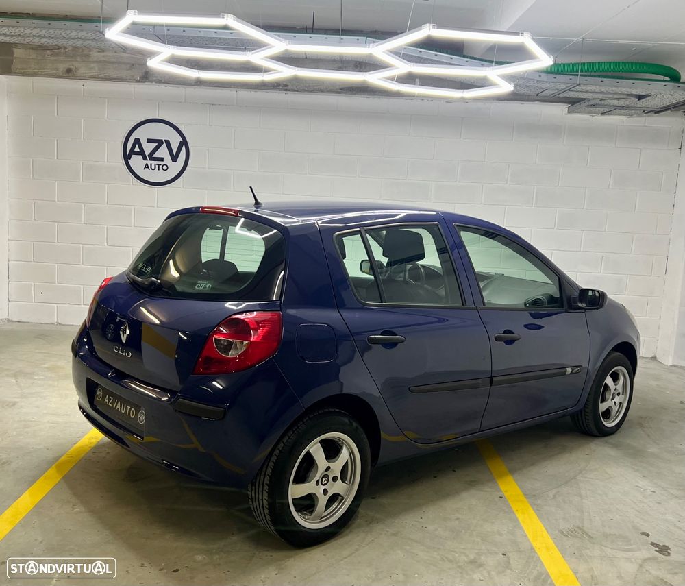 Renault Clio 1.5 dCi Confort - 4