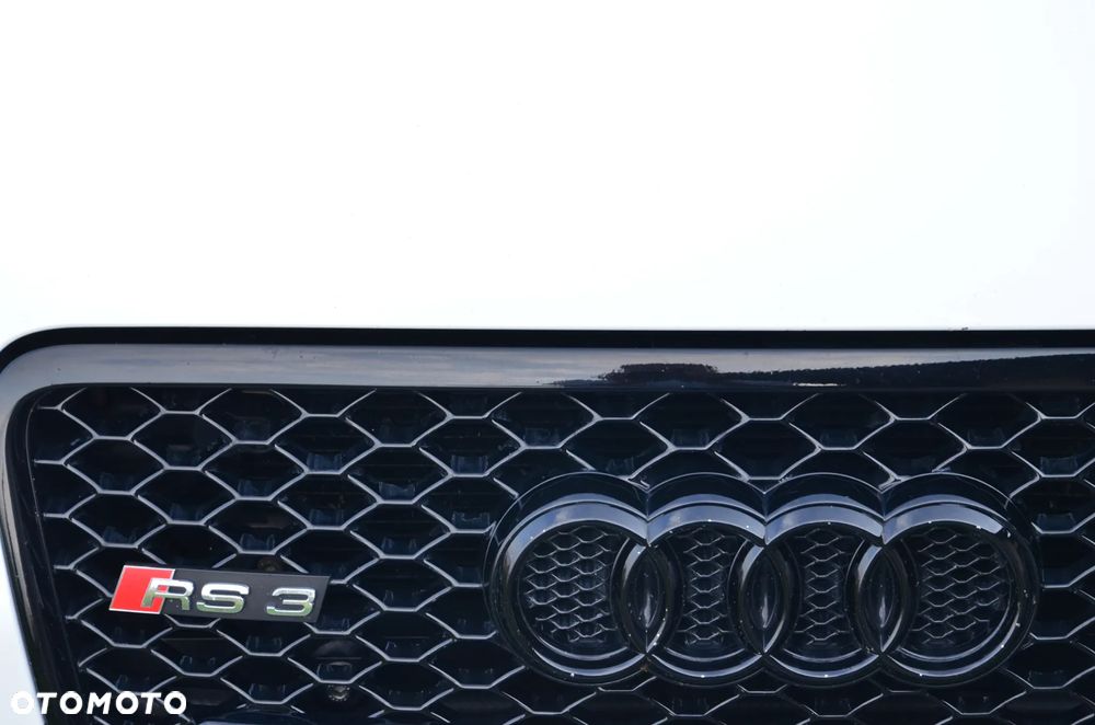 Audi RS3 Sportback Standard - 17