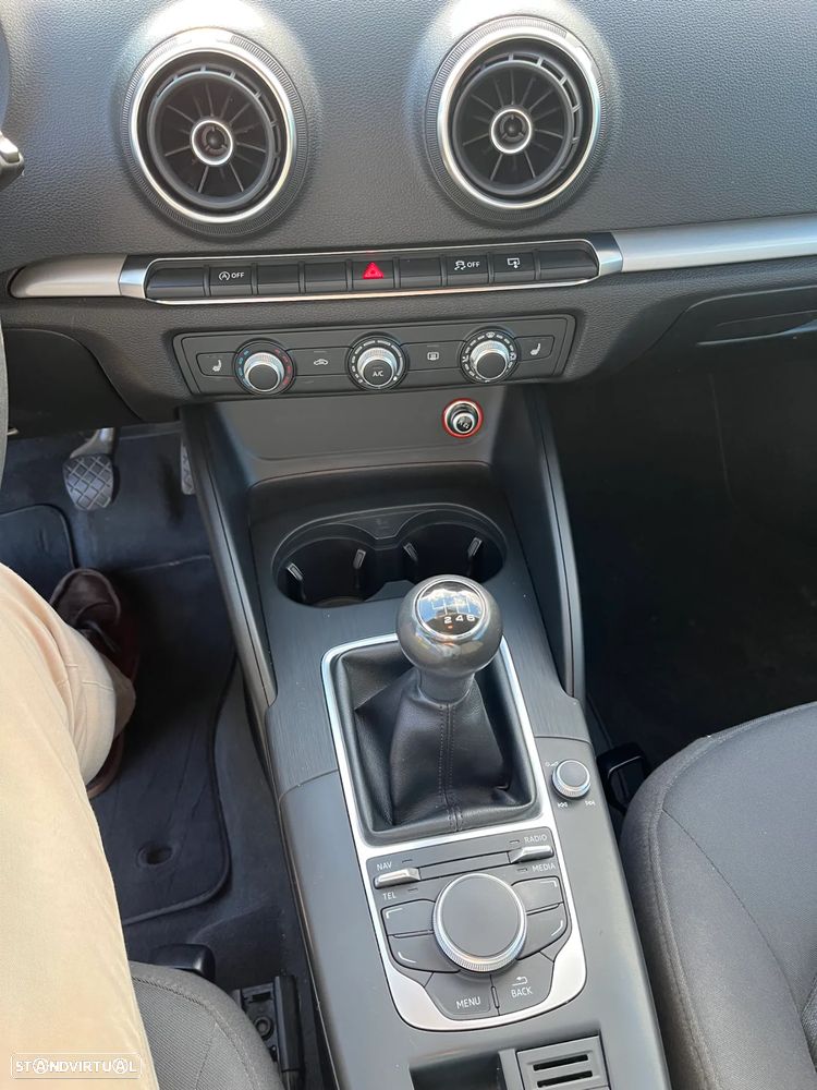 Audi A3 1.6 TDI - 9