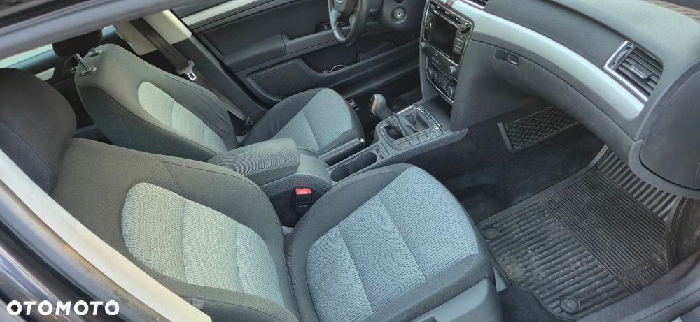 Skoda Superb 2.0 TDI Ambition - 12