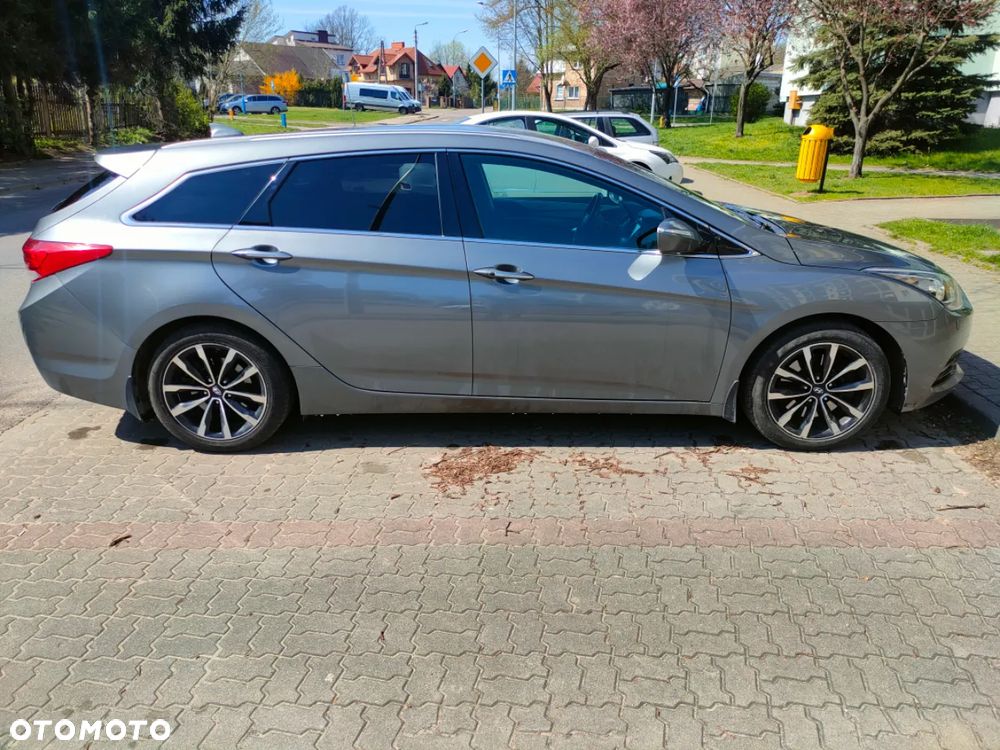 Hyundai i40 1.7 CRDi BlueDrive Premium DCT - 4