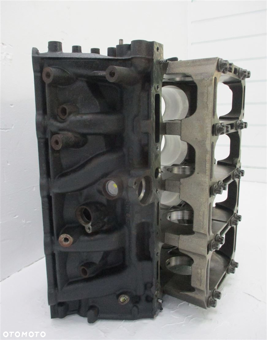 BLOK SILNIKA AUDI A8 D4 Q7 4.2 TDI V8 CDS 057023G - 4