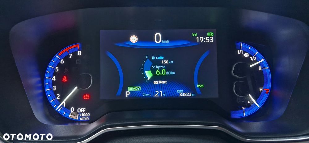 Toyota Corolla 2.0 Hybrid Executive - 11