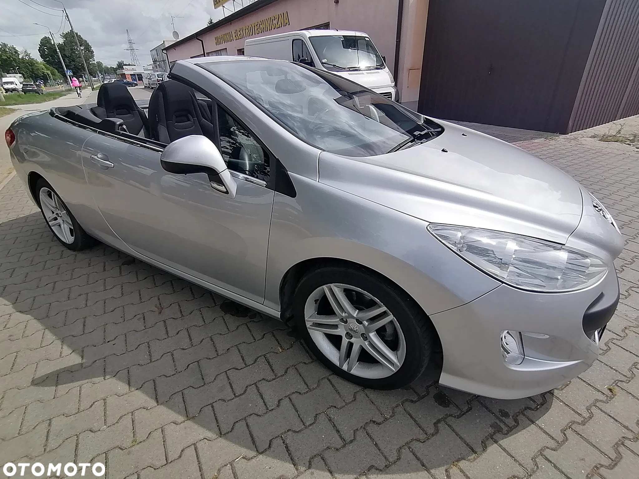 Peugeot 308 CC HDi FAP 140 Platinum - 8