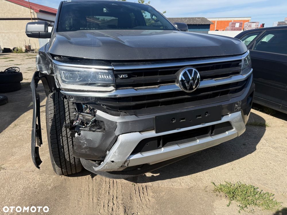 Volkswagen Amarok - 10