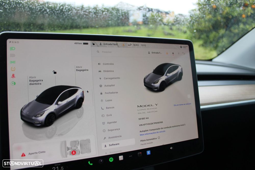 Tesla Model Y Long Range Dual Motor AWD - 12