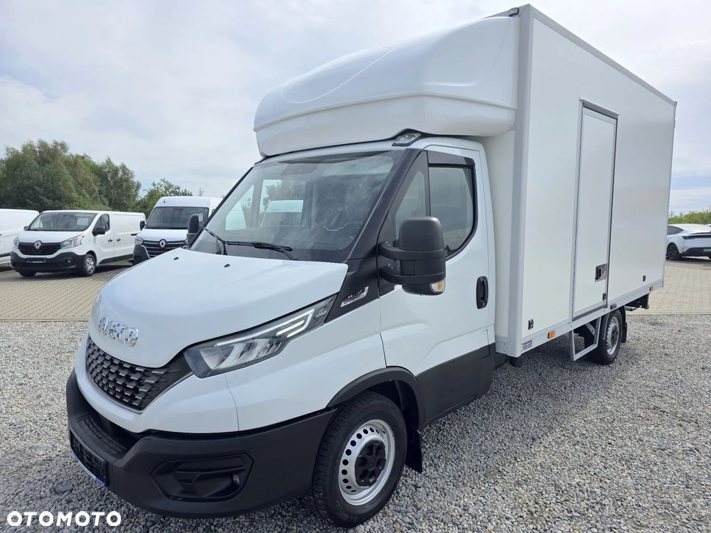 Iveco 35-180 3.0 HPI 180 KONNY KONTENER 4.2 M KLIMA HIMATIC 8 BIEGÓW WEBASTO DO 3.5 T NAVIGACJA GWARANCJA - 1