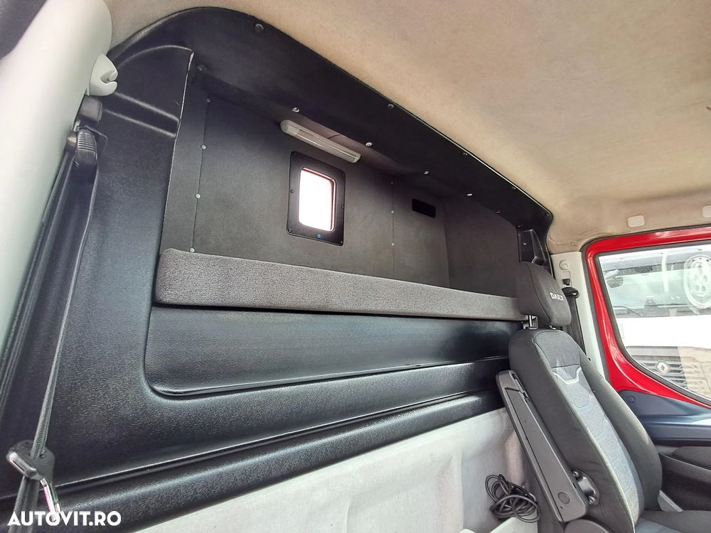 Iveco DAILY 35S18 180CP 3.0D TRANSPORT AUTO - 25