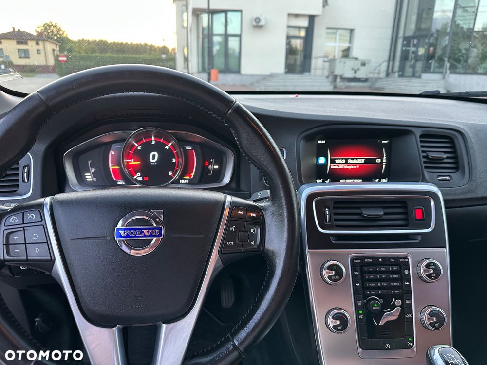 Volvo S60 D3 Drive-E R-Design Momentum - 26