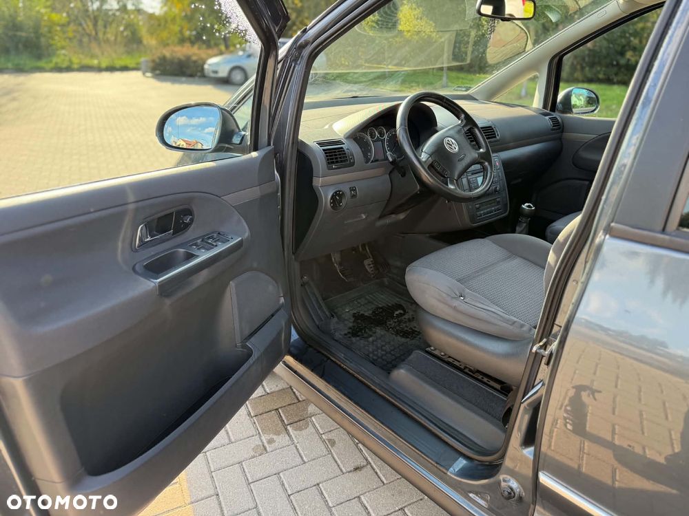 Volkswagen Sharan - 3