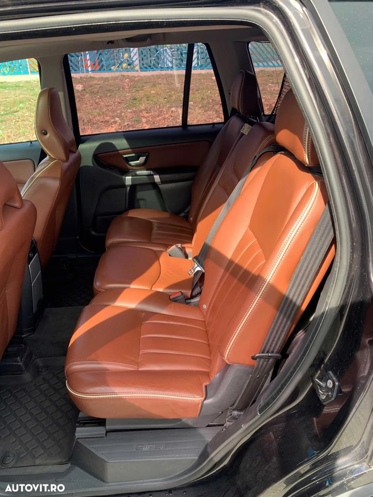 Volvo XC 90 - 12