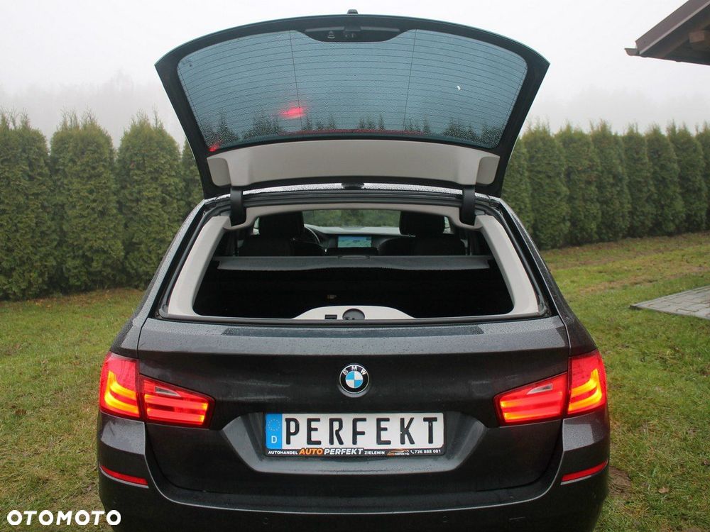 BMW Seria 5 - 30