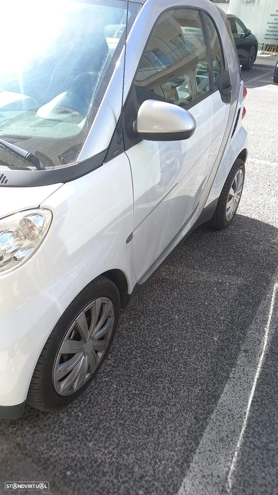 Smart Fortwo Coupé 2010 photo 3