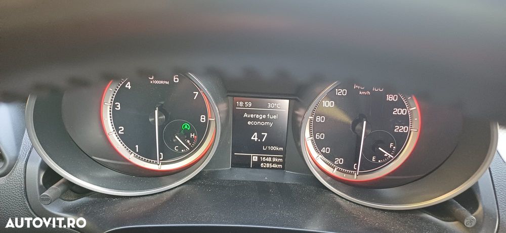 Suzuki Swift M-Hybrid 1.2 Cool - 2