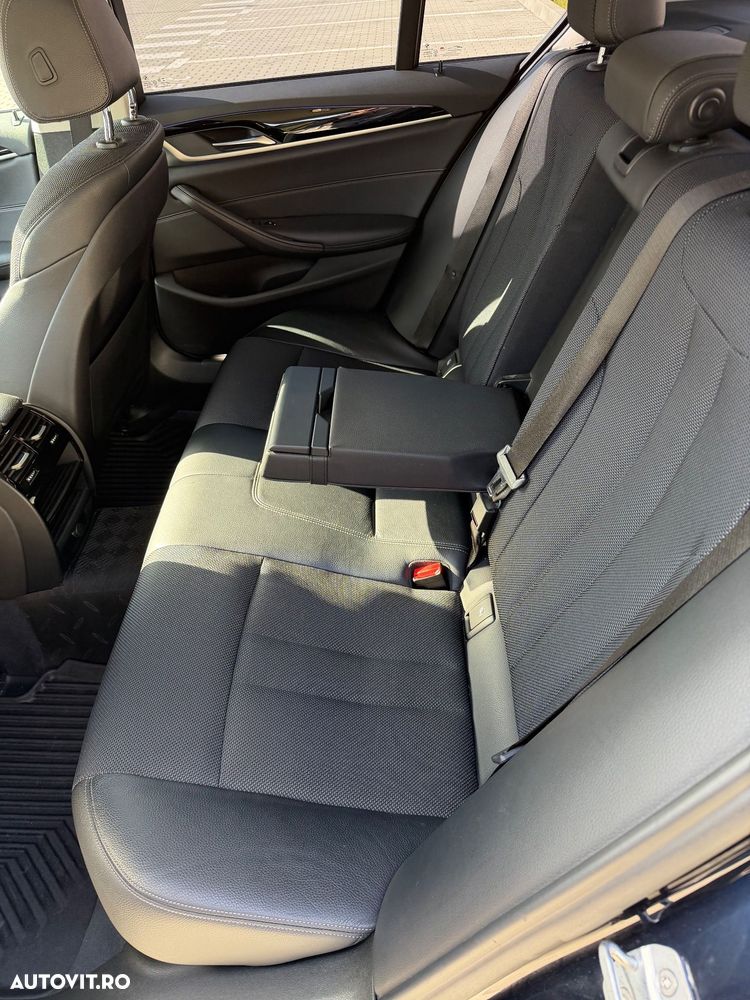 BMW Seria 5 520d Aut. Sport Line - 16