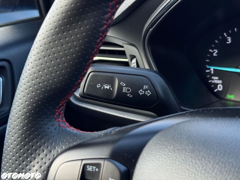 Ford Focus 1.0 EcoBoost ST-Line Style - 14