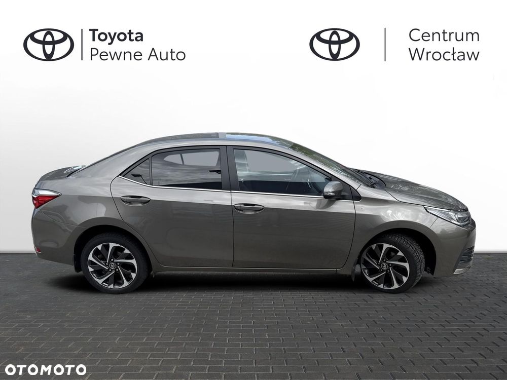 Toyota Corolla 1.6 Comfort - 6