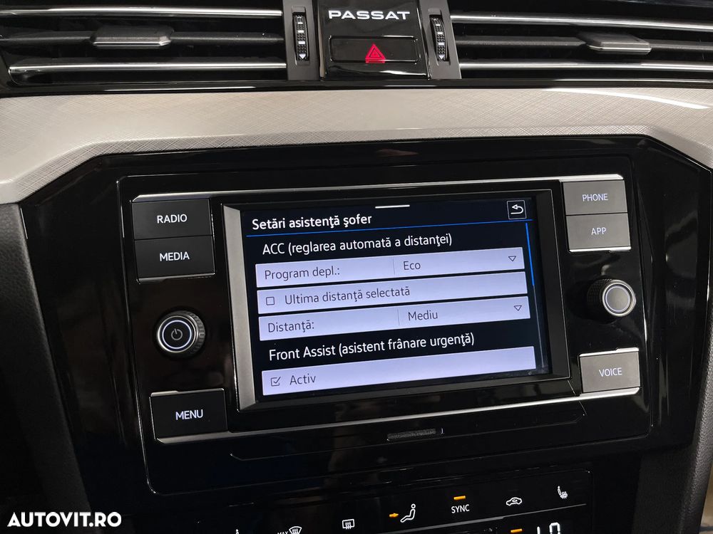 VOLKSWAGEN Passat 2022 — imagine 13