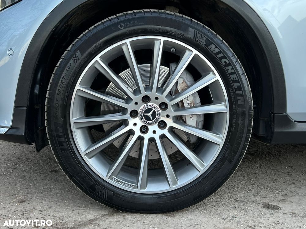 Mercedes-Benz GLC 250 d 4Matic 9G-TRONIC AMG Line - 22