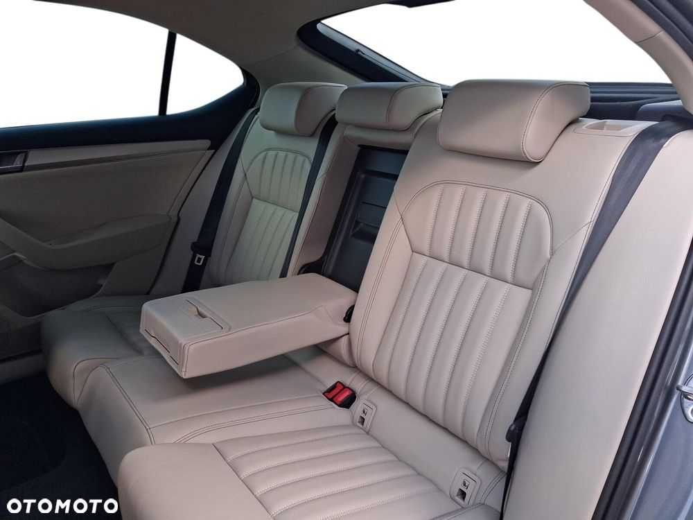 Skoda Superb 1.4 TSI DSG L&K - 18