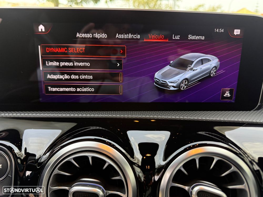 Mercedes-Benz CLA 200 d 8G-DCT AMG Line - 32