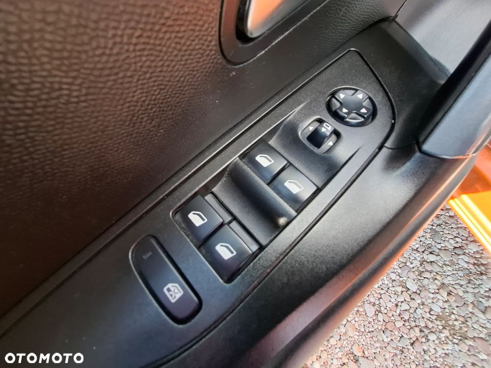 Peugeot 2008 1.5 BlueHDi Allure Pack S&S EAT8 - 12