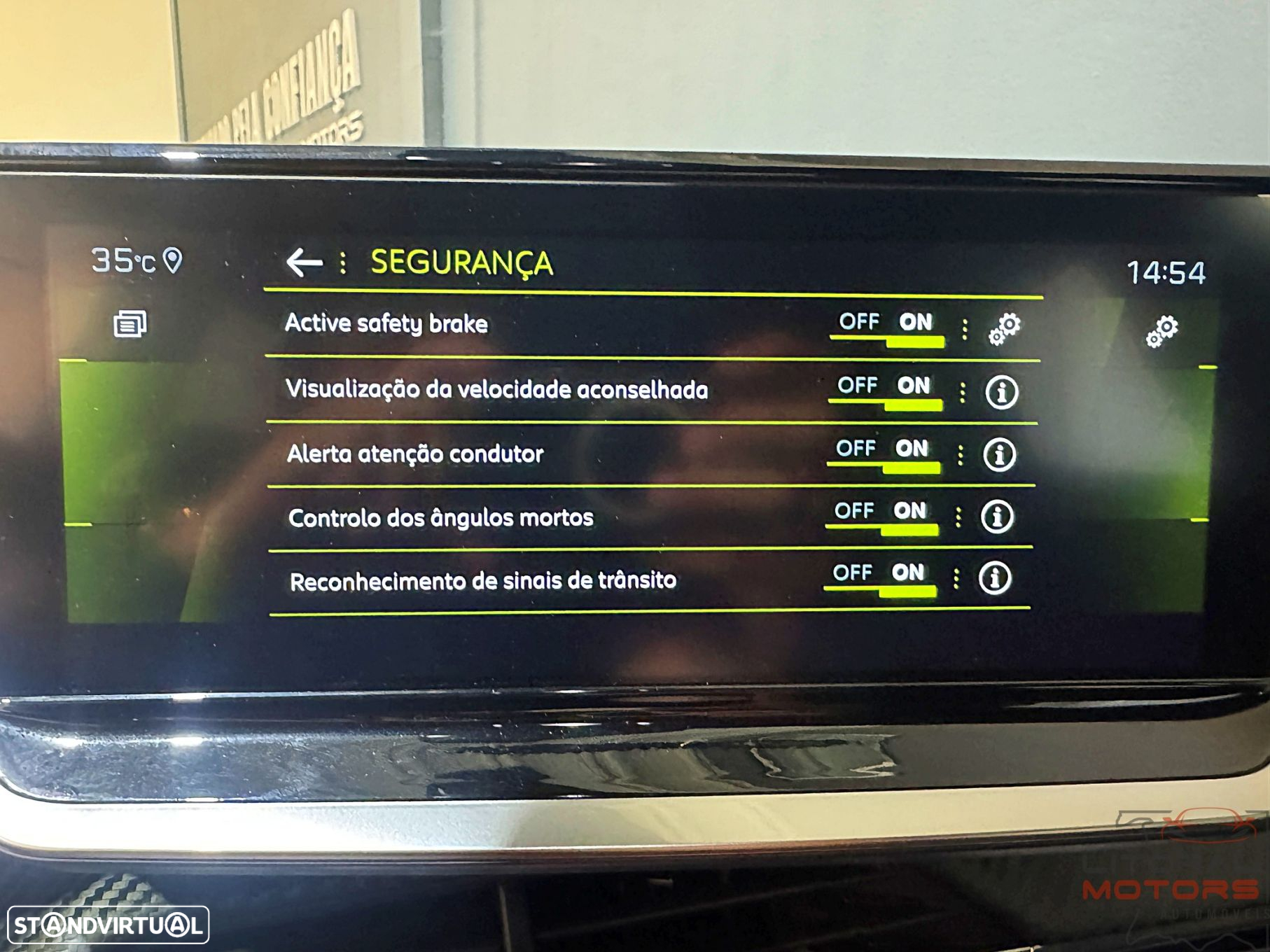 Peugeot 2008 1.2 PureTech GT EAT8 - 33