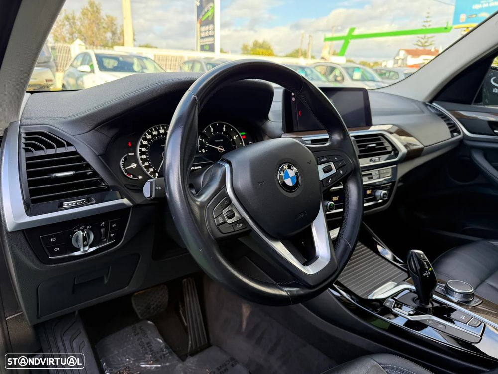 BMW X3 20 d xDrive Line Luxury - 23