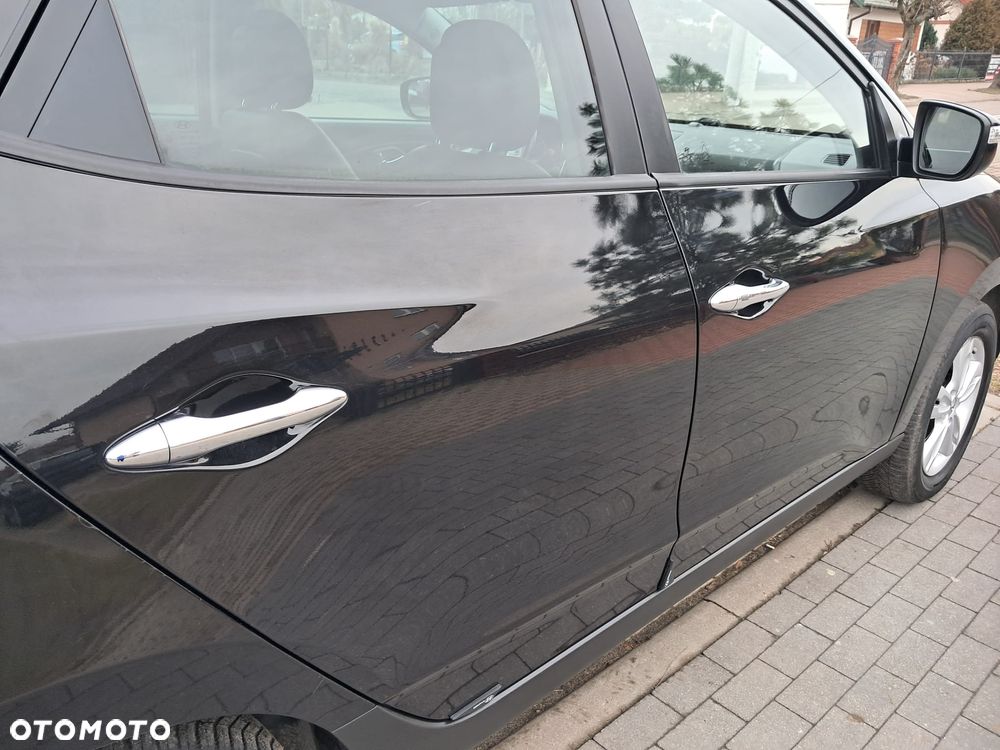 Hyundai ix35 2.0 CRDi 4WD Automatik Premium - 2