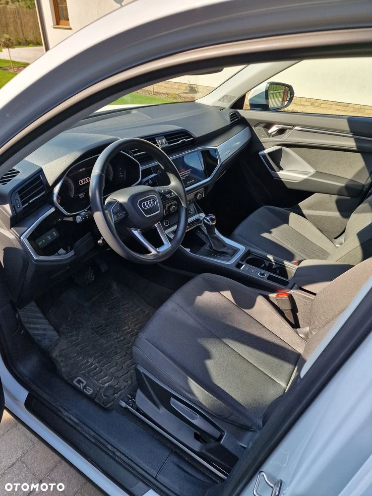Audi Q3 35 TFSI S tronic - 8
