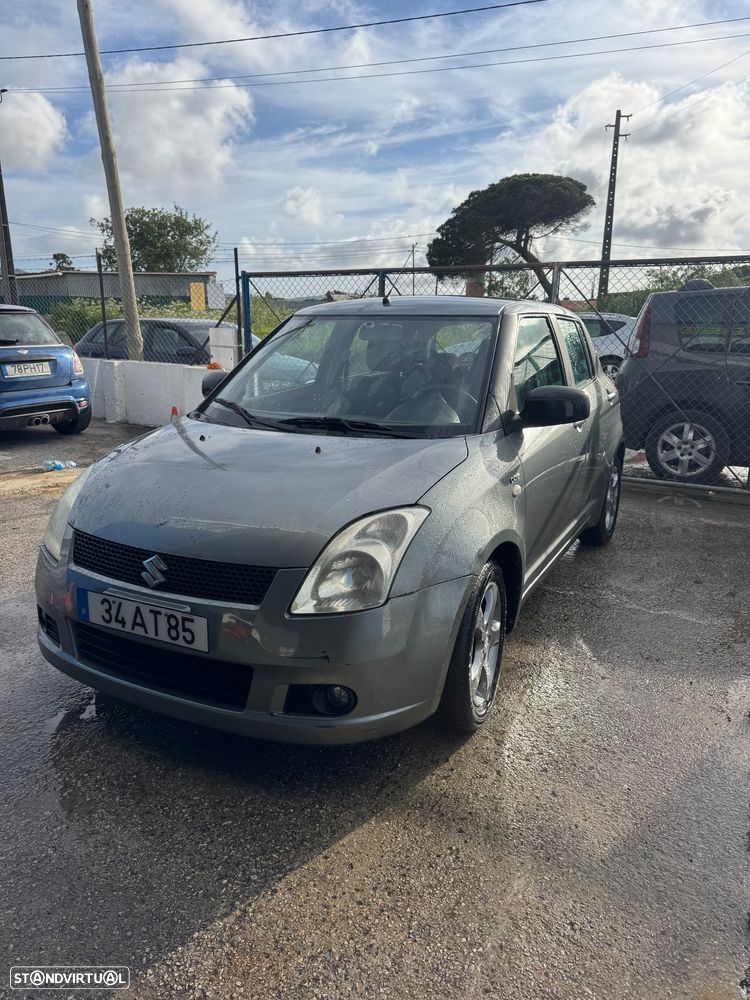 Suzuki Swift 1.3 DDiS GL - 1