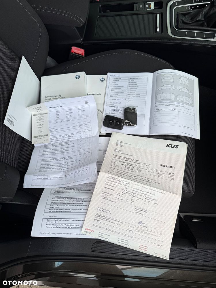 Volkswagen Passat Variant 2.0 TDI DSG (BlueMotion Technology) Trendline - 33