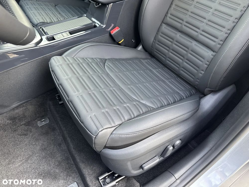 Kia XCeed 1.6 T-GDI Business Line DCT - 13
