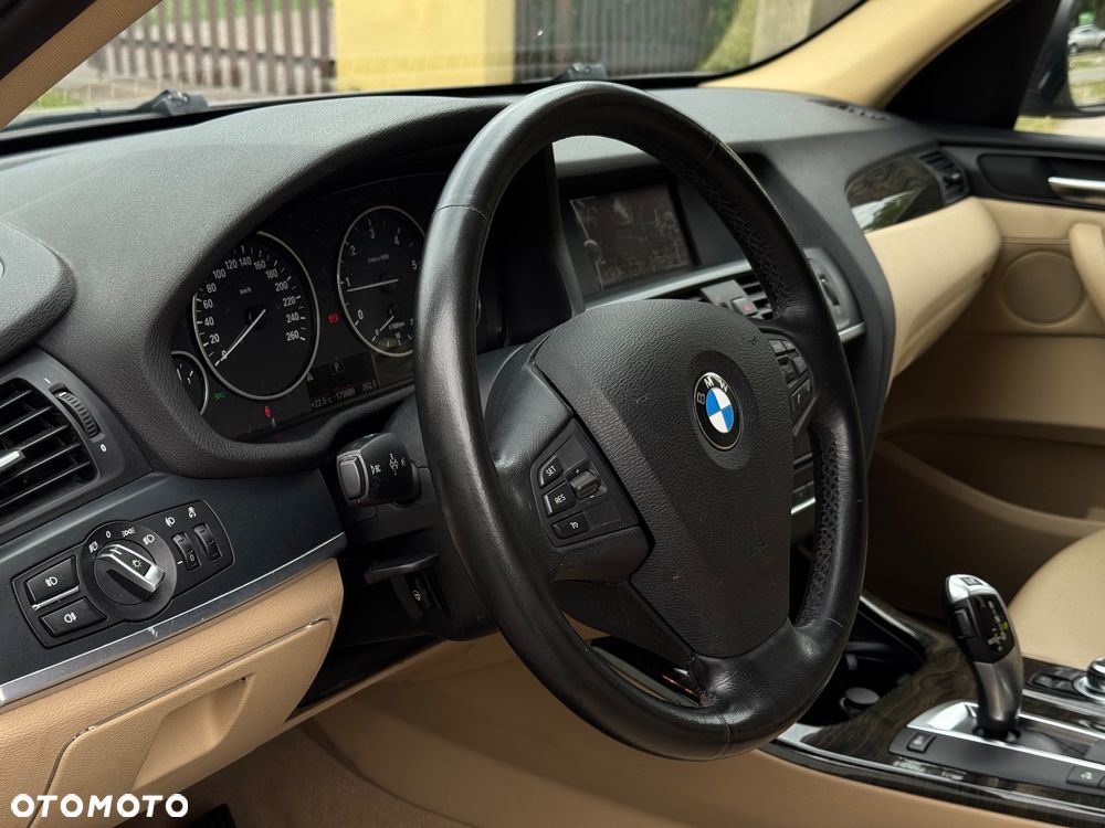 BMW X3 xDrive20d - 19