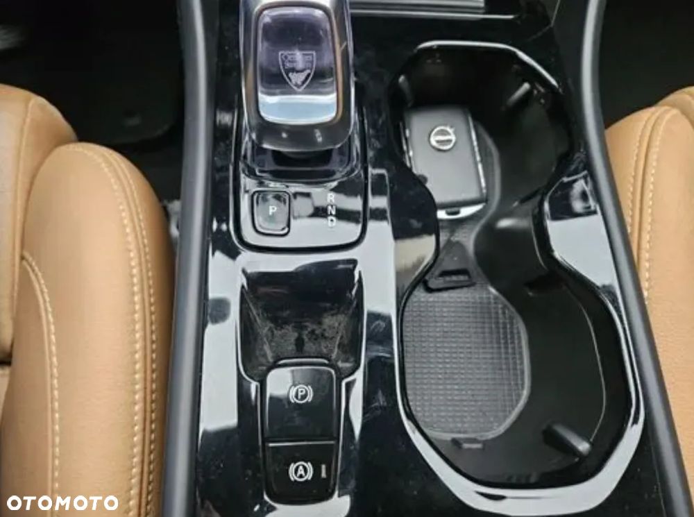 Volvo XC 40 B5 B AWD Inscription - 16