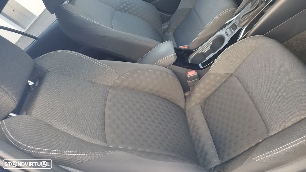 Suzuki Swace 1.8L CVT GLX Hybrid - 14