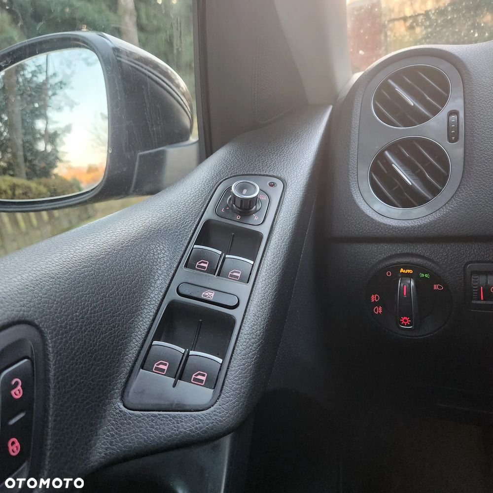 Volkswagen Tiguan 2.0 TDI 4Mot Sport&Style DSG - 17