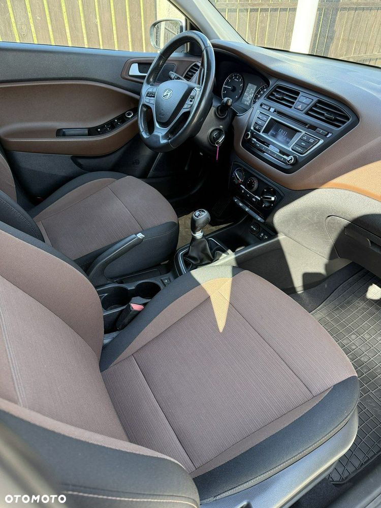 Hyundai i20 1.25 Comfort - 8