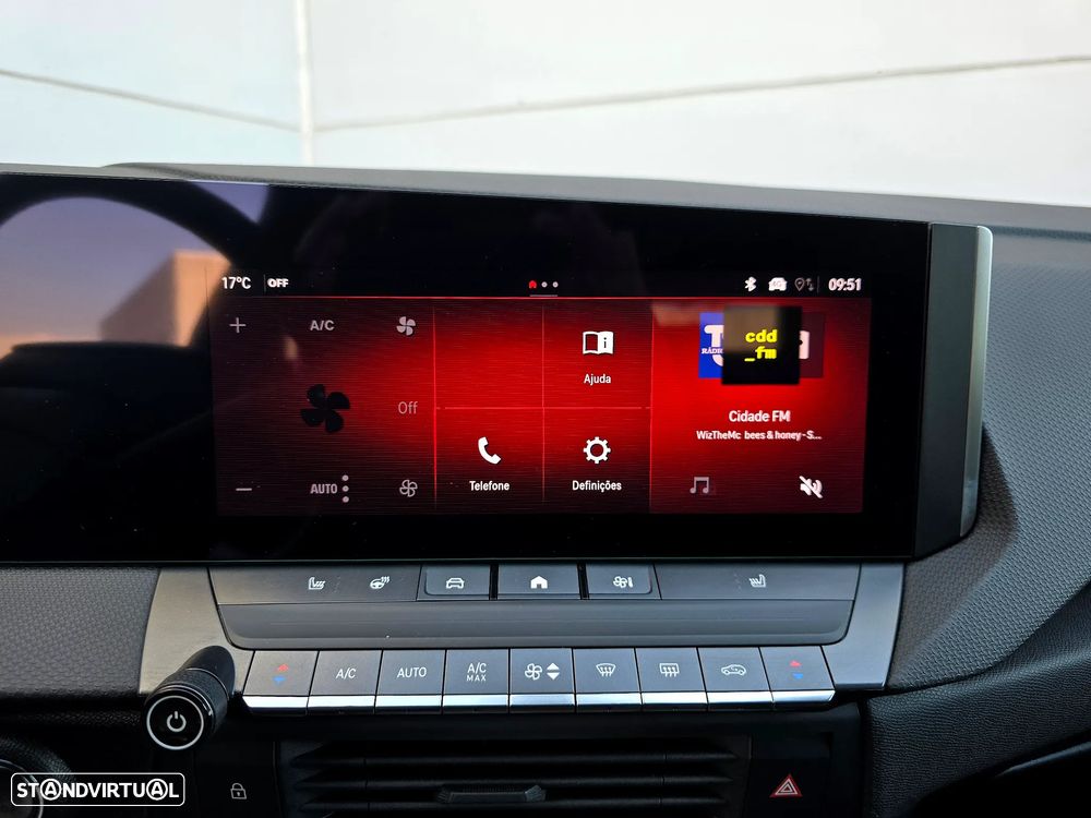 Opel Astra 1.2 T GS Line - 22