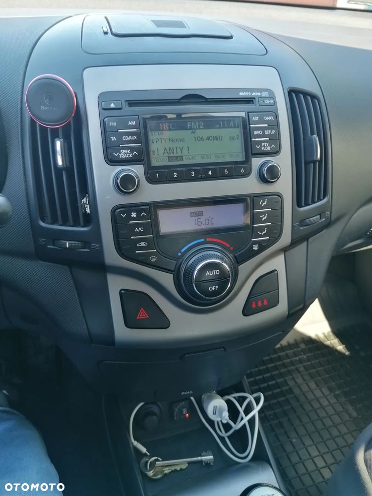 Hyundai i30 i30cw 2.0 Premium - 3