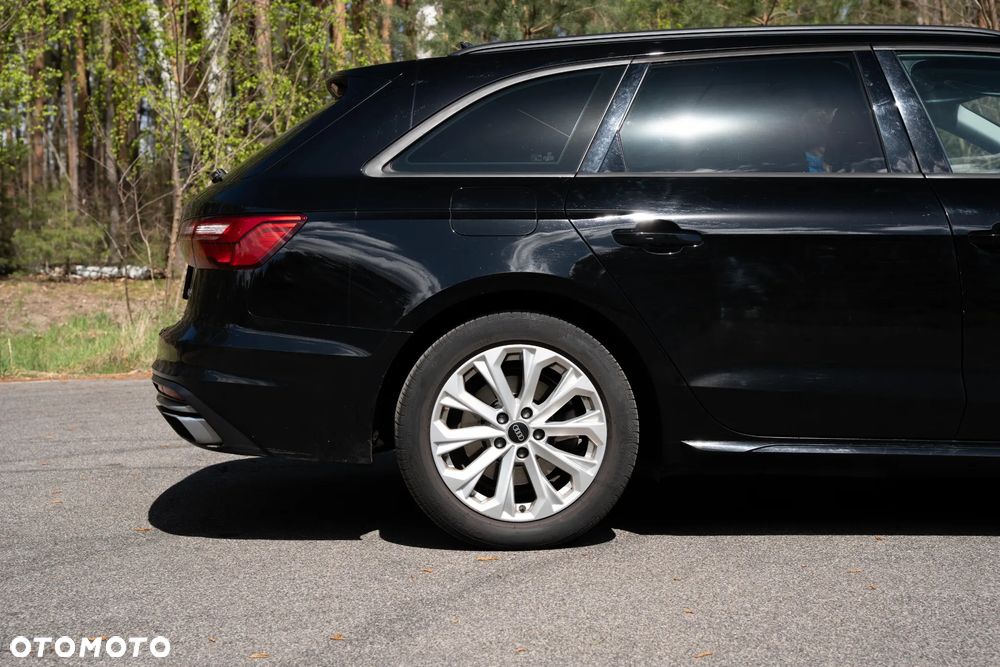 Audi A4 Avant 35 TFSI mHEV S tronic - 28
