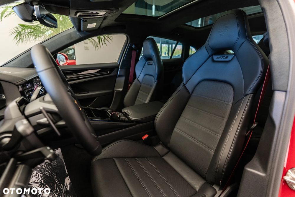 Porsche Panamera GTS - 13